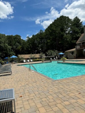 Pool - Sanitized 1BR Condo Peaceful Stay WiFi Near I-85 Dining 15min to Downtown ATL (Norcross)