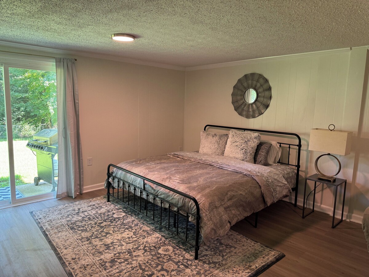 Photo 7 of 4-bedroom house in lovely Travelers Rest minutes from the Swamp Rabbit Trail.