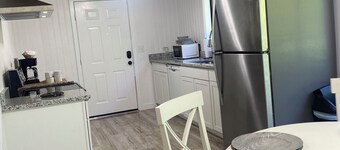 4-bedroom house in lovely Travelers Rest minutes from the Swamp Rabbit Trail.