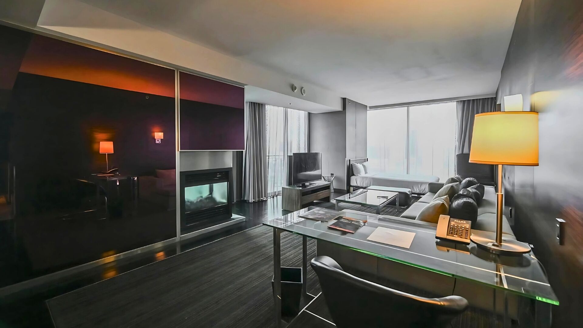 Royal Suite, 1 Bedroom, Jetted Tub | Living area