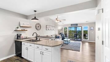 Condo, Multiple Beds, Balcony (Sunsational Views at Anchors Point) | Private kitchen | Fridge, microwave, oven, stovetop