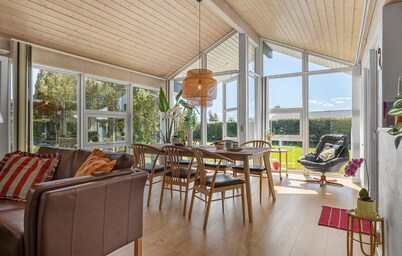Lovely home in Hejls with WiFi