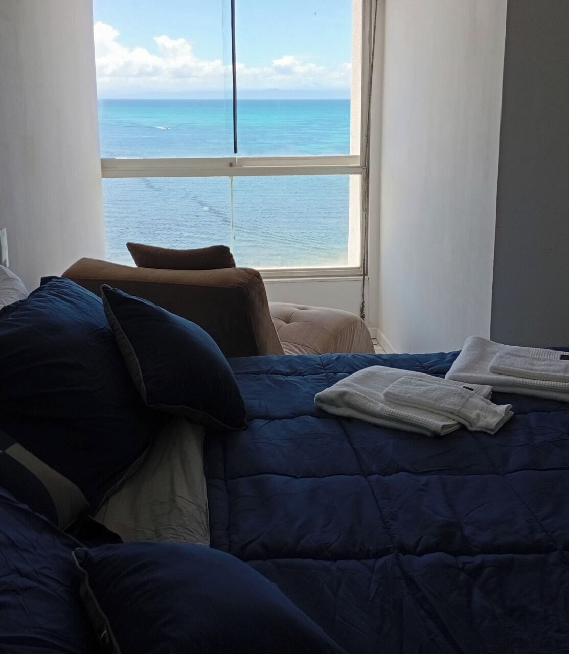 2 多间卧室、上网接入