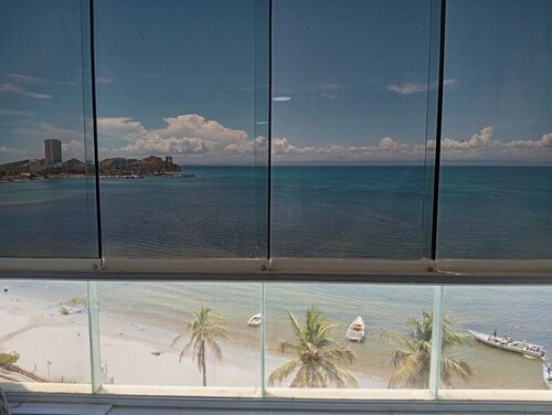 Margarita Island · Luxury 2BR Oceanview Apt w/ Pool, Beach, Generator & Gym