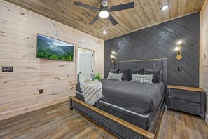 4 bedrooms, free WiFi, bed sheets