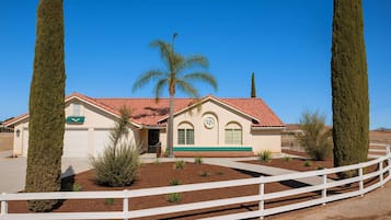 獨棟房屋 | 4 間臥室、網路服務