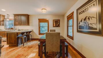 Cabin, Multiple Beds, Patio (Spotted Bear Cabin) | Dining