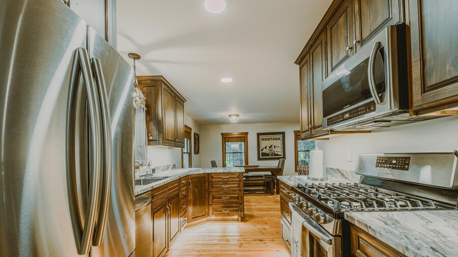 Spotted Bear Cabin For 6