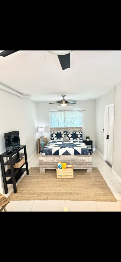 Atlantic Ave Beach hideaway!