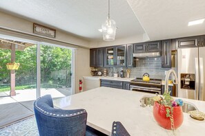 Microwave, oven, stovetop, dishwasher