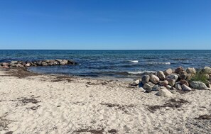 Beach - Lovely home in Stege with sauna (Stege)