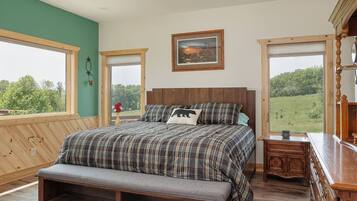 1 bedroom, bed sheets