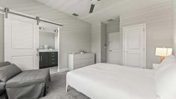 Rumah, Beberapa Tempat Tidur, akses ke kolam renang (Chic Villa Domani Retreat) | 4 kamar tidur dan didekorasi berbeda-beda