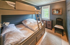 4 slaapkamers, reisbedje, gratis wifi