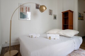 1 室のベッドルーム、WiFi、ベッドシーツ