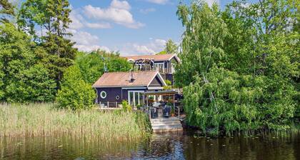 Beautiful home in Tranås with sauna