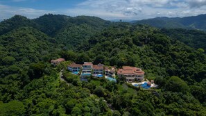 Exterior - Casa Garmus 10 bdrs ocean views in Los Suenos (Playa Herradura)