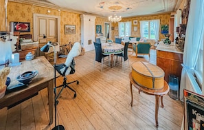 Interior - Beautiful home in Gunnarsbytorp with sauna (Gunnarsbytorp)