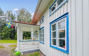 Property grounds - Beautiful home in Gunnarsbytorp with sauna (Gunnarsbytorp)