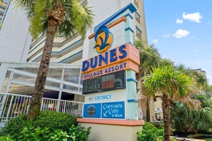 Exterior detail - Dunes Village 604 (Myrtle Beach)