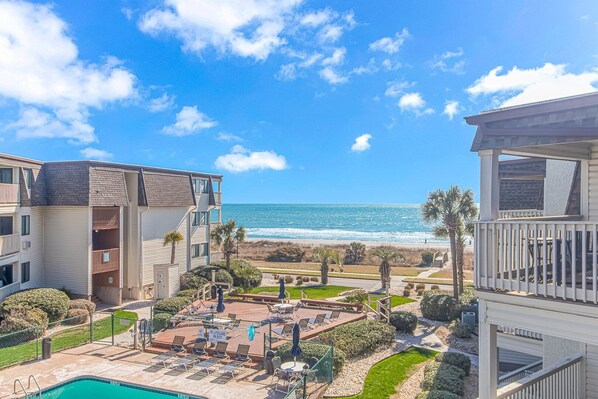 Terrace/patio - Tranquil First Floor 2 Bedroom Condo at Ocean Forest Villas! Sleeps 6! (Myrtle Beach)