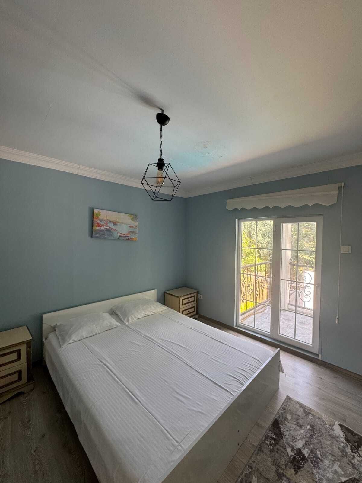 Villa familiar, vistas a la piscina | Sistema de insonorización, tabla de planchar con plancha, wifi gratis