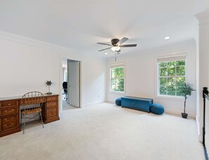 House, Multiple Beds, Patio, Garden View (Thompson's Station Serenity) | Interior