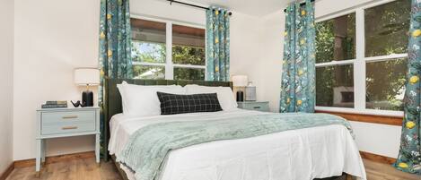 2 bedrooms, iron/ironing board, free WiFi, bed sheets