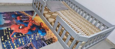 3 chambres, fer et planche à repasser, accès Internet, draps fournis