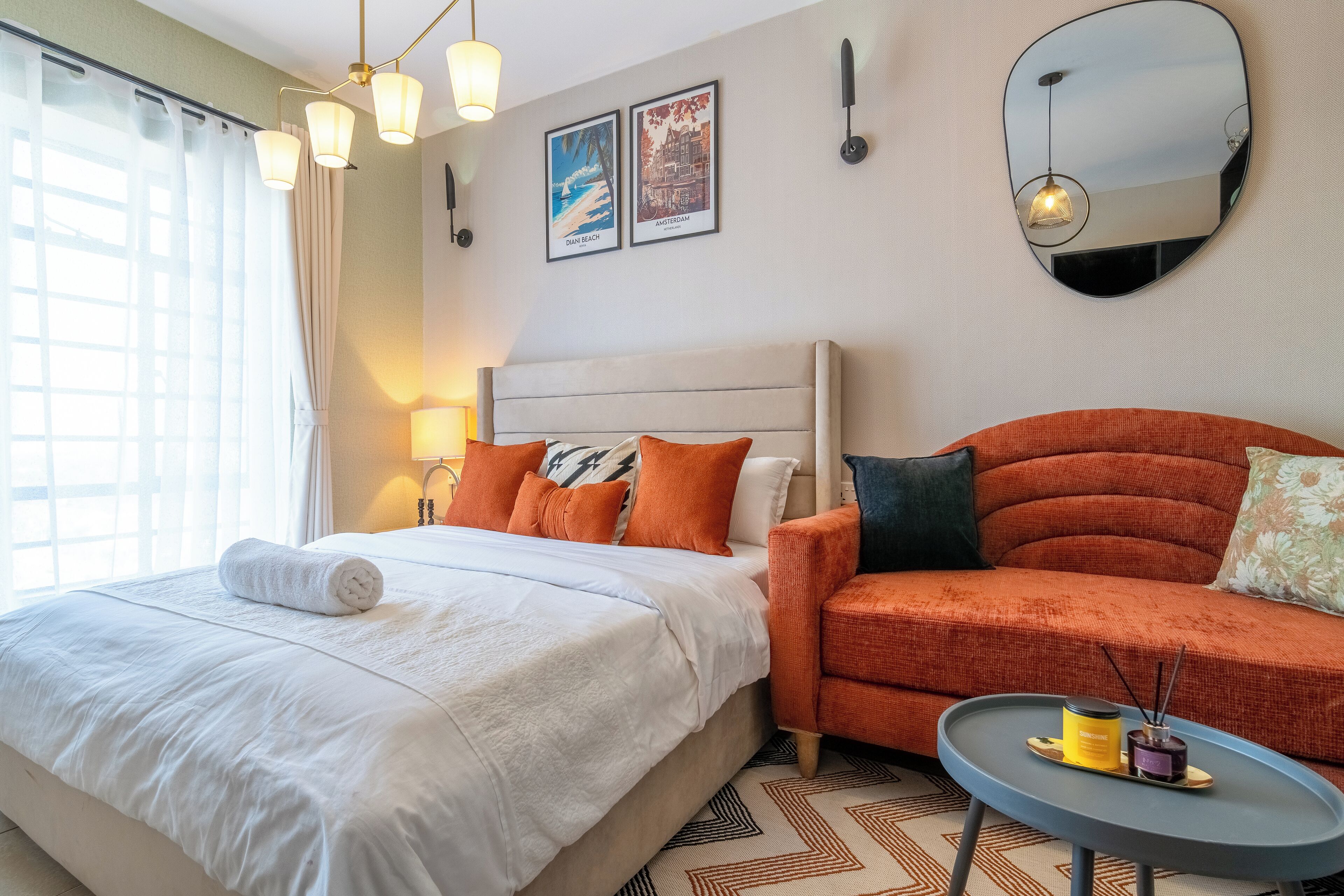 Iron/ironing board, WiFi, bed sheets