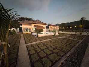 Jardines del alojamiento