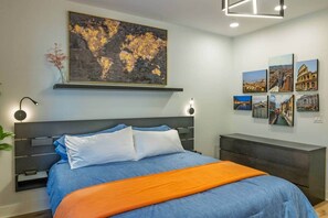 4 bedrooms, desk, iron/ironing board, free WiFi