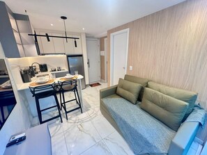 Deluxe Apartment | Living area