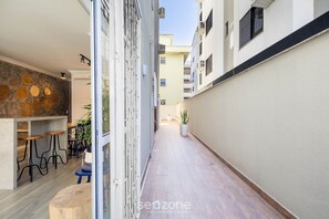 Apartamento básico | Restaurante al aire libre