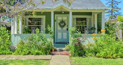 Charming Arroyo Cottage walking distance from Old Town Arroyo