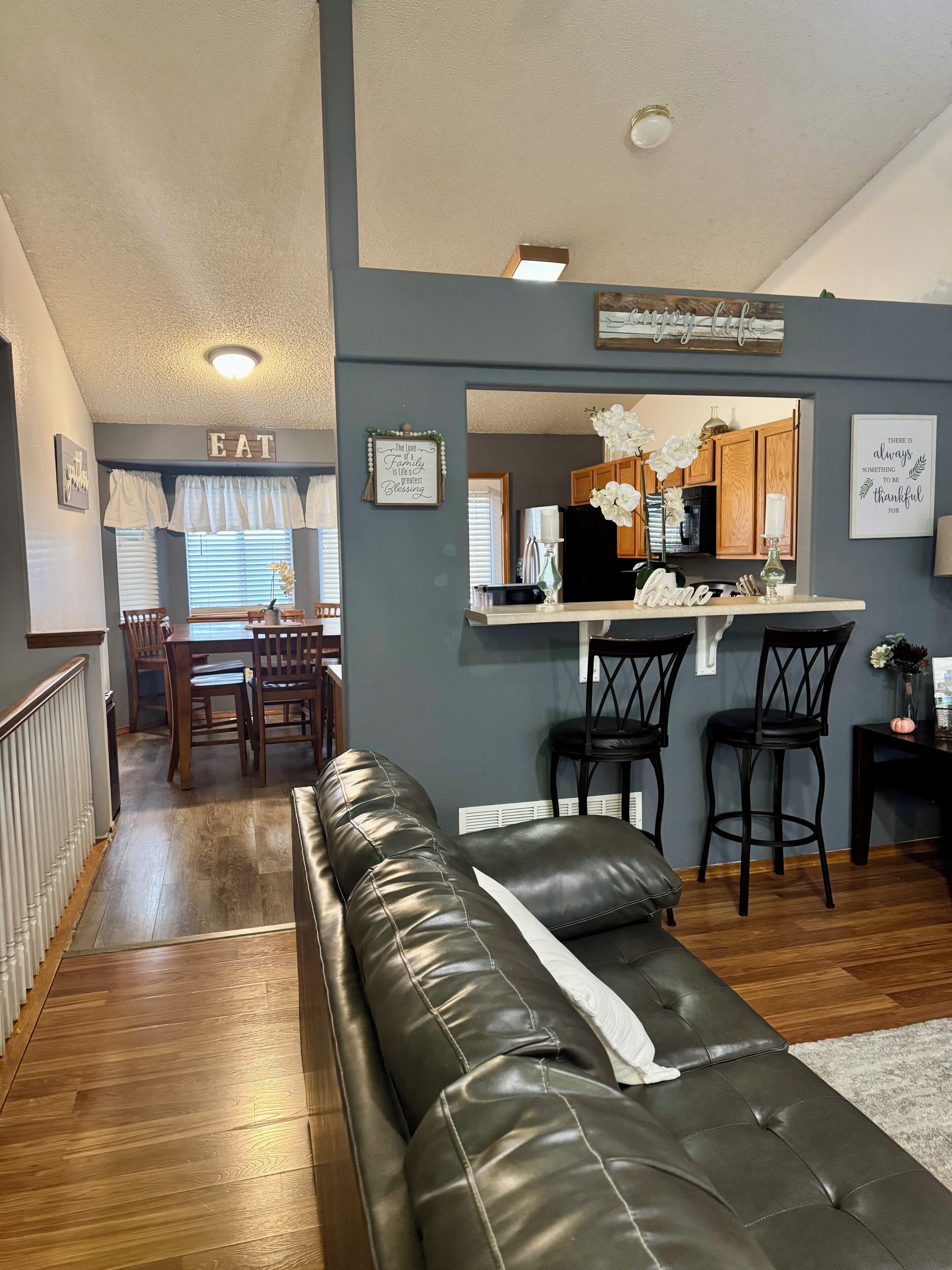 Smart TV, fireplace, video games