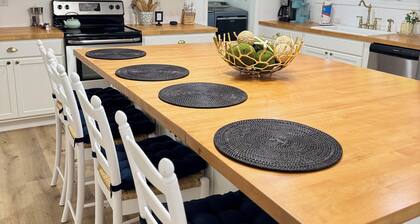 Charming home in Santa Rosa Beach, FL, located near 30A Beaches and Destin.