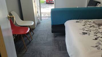 1 makuuhuone, silitysrauta/-lauta, ilmainen Wi-Fi, vuodevaatteet