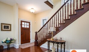 ハウス | 5 室のベッドルーム、デスク、インターネットアクセス