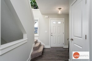 House | 4 bedrooms, Internet