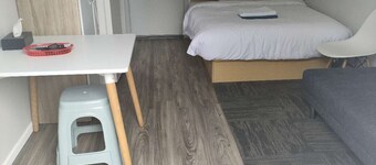 2 Double Bed Garden Chalet, 14 Phyllis St, Mt Albert, Auckland