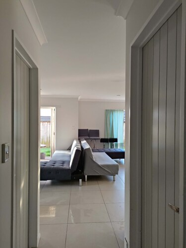 5 Bedroom House, 82A Richardson Road, Mt Albert, Auckland