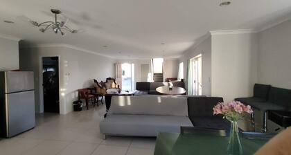 5 Bedroom House, 82A Richardson Road, Mt Albert, Auckland