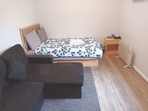 1 Schlafzimmer, kostenloses WLAN, Bettwäsche