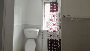 Towels - 4 Beds including 2 Double Beds and 2 Sofa Beds up to 8 People, House, 22B Pererika St, Rotorua (Rotorua)