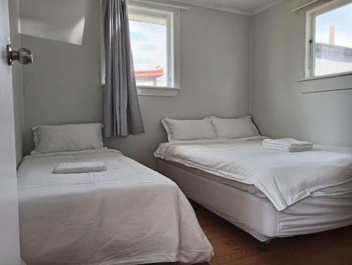 1 Bedroom Garden Chalet