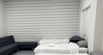 5 Double Bed and 3 single bed, 2 double sofa beds Studio, Suite 7