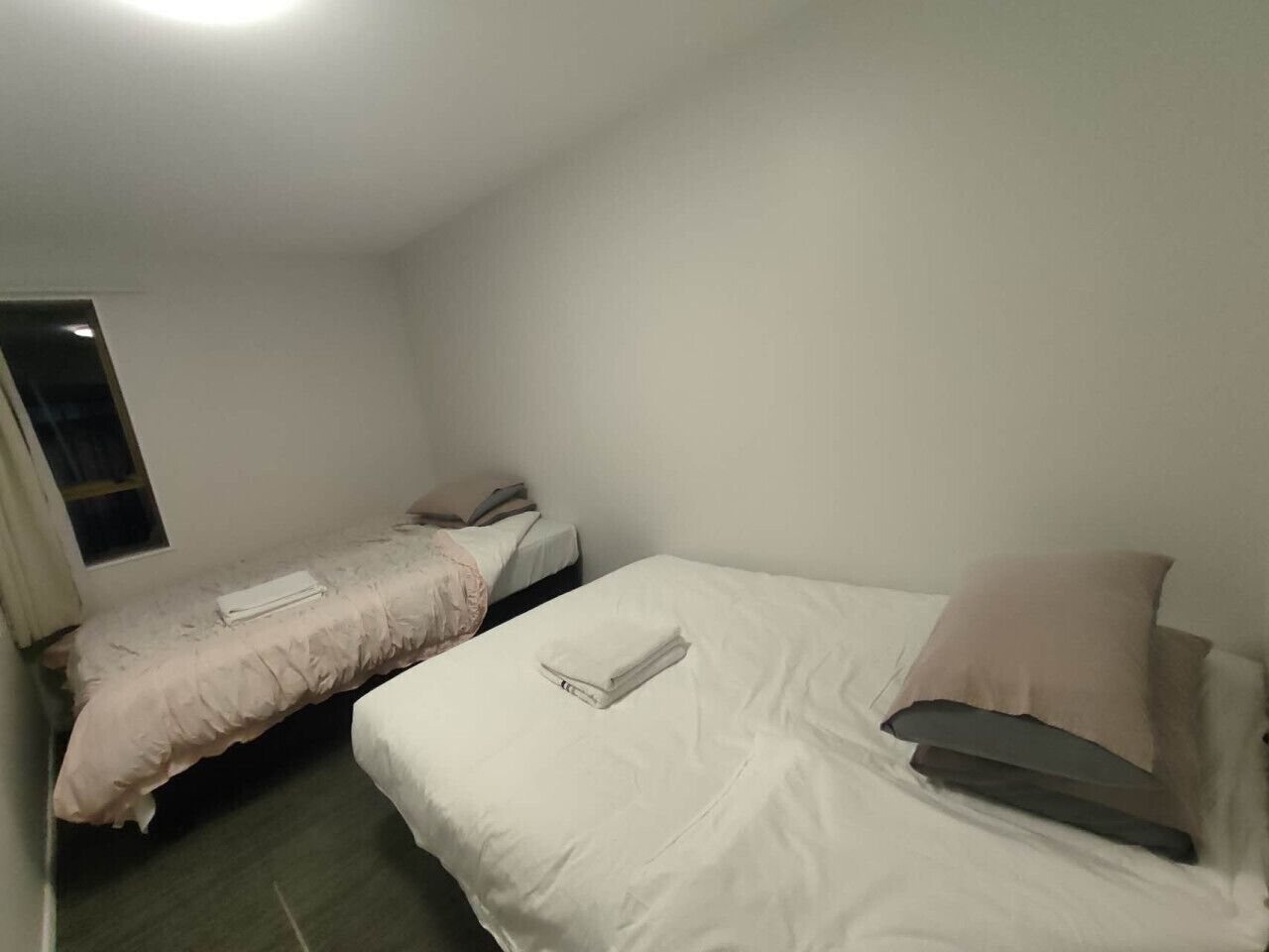 3 makuuhuonetta, ilmainen Wi-Fi, vuodevaatteet