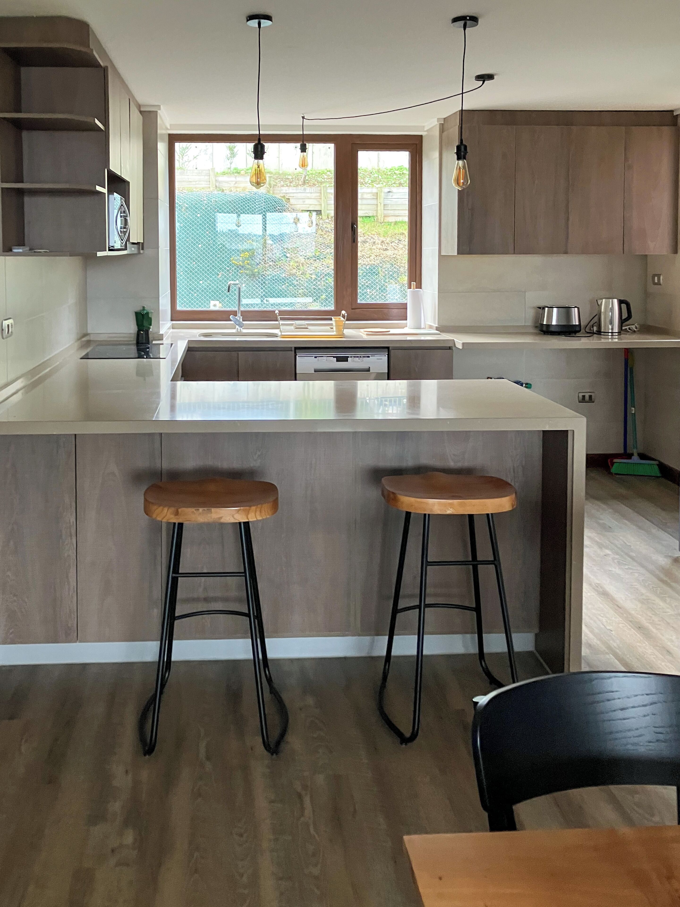 Microwave, oven, dishwasher