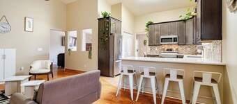 Fabulous 4-bedroom house with AC and pool in Tucson